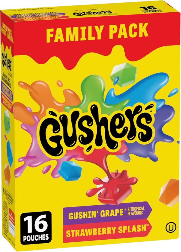 BETTY CROCKER GUSHERS - FAMILY PACK SIZE - Gushin Grape and Tropical Flavours, Strawberry Splash Fruit Flavoured Snacks, Pack of 16 Pouches, 368 Grams Package of Fruit Flavoured Snacks, Variety Flavours Pack