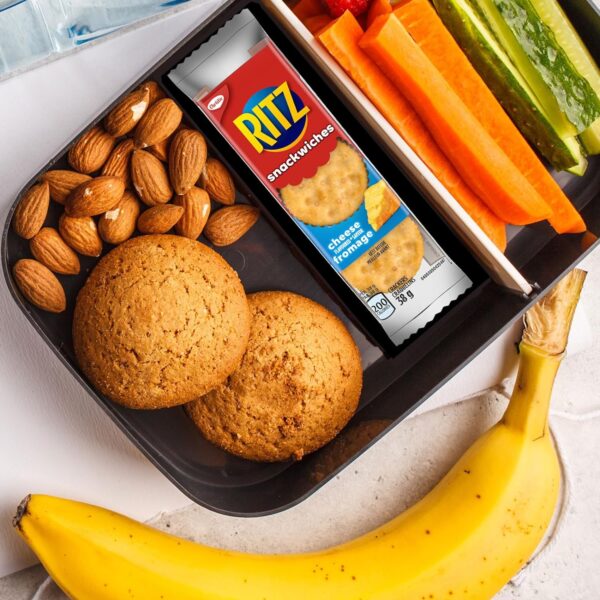 Ritz Snackwich Crackers, Cheese Flavour, 8 Individually Wrapped Packs, Snack cracker, Baked Portion Pack, 304 g - Image 3