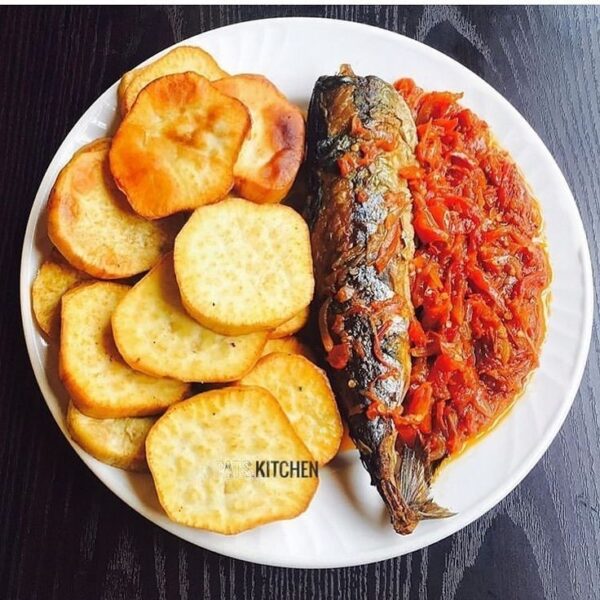 Fried Sweet Potato with Sauce And Grilled Whole Fish